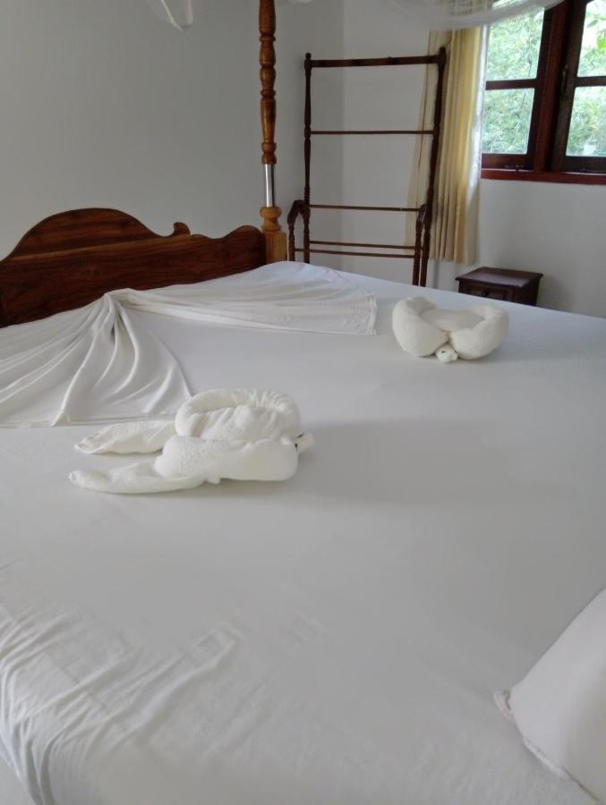 Damith Guest House 우나와투나 외부 사진